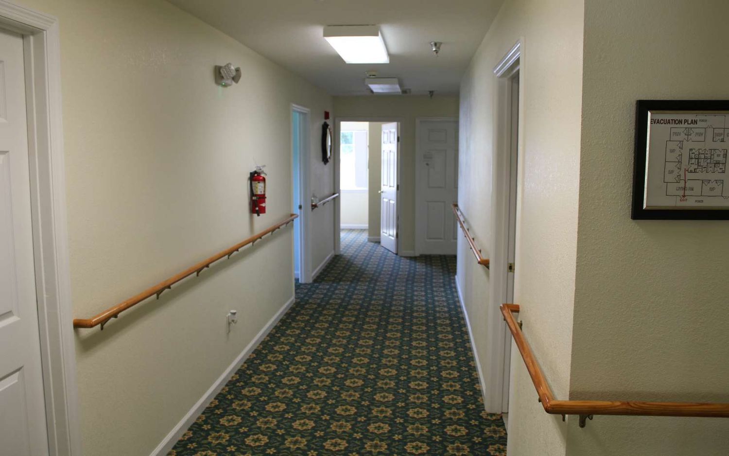 56 W Vineyard Ln, Hayesville, NC 28904